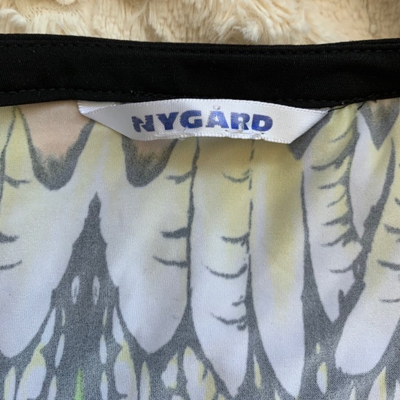 Nygard colourful tunic top - Picture 2 of 3